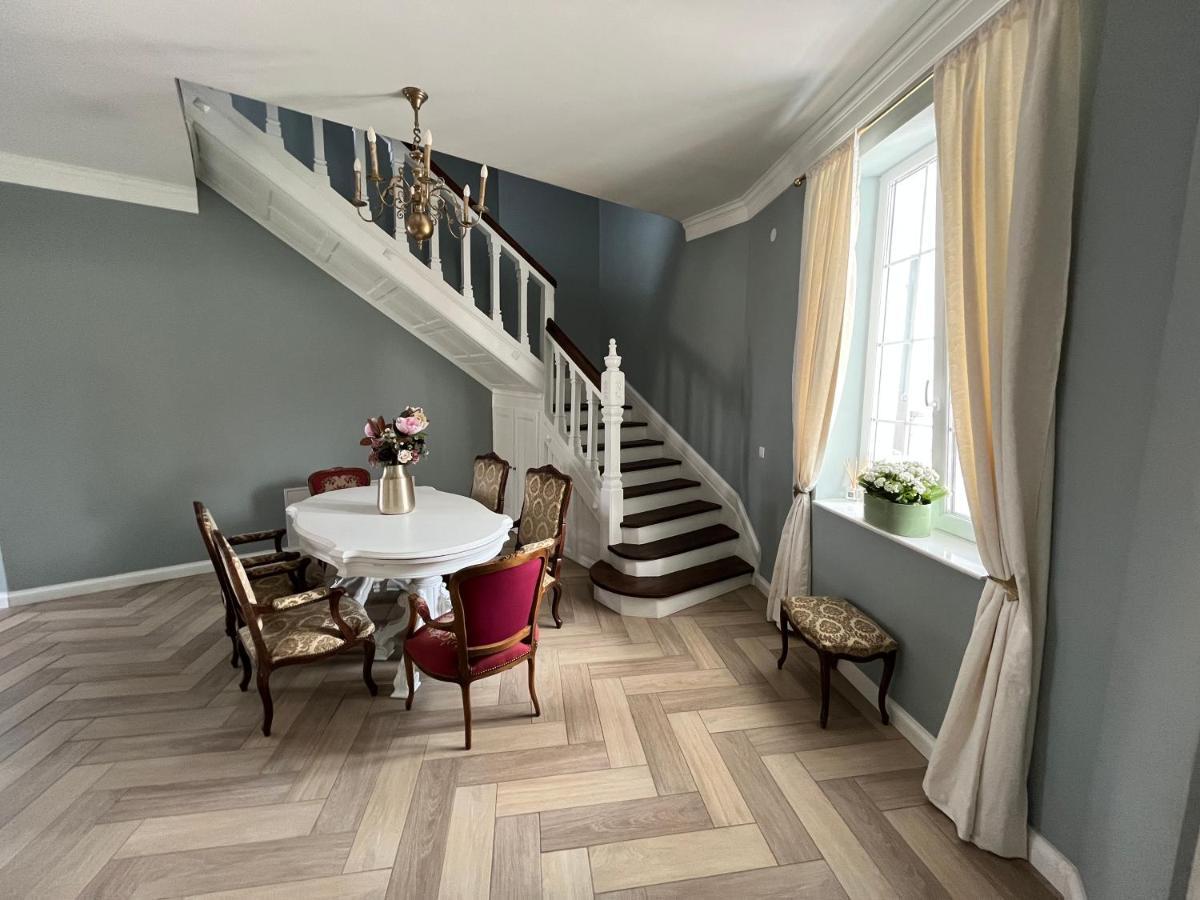 The Corner House *